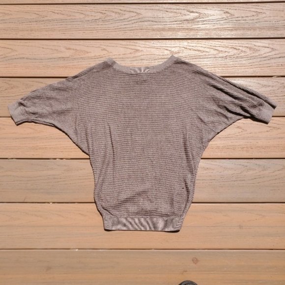 Express 2 Blue Tan Off Shoulder Sweaters Classic Casual Batwing Dolman Preppy XS - Picture 5 of 10